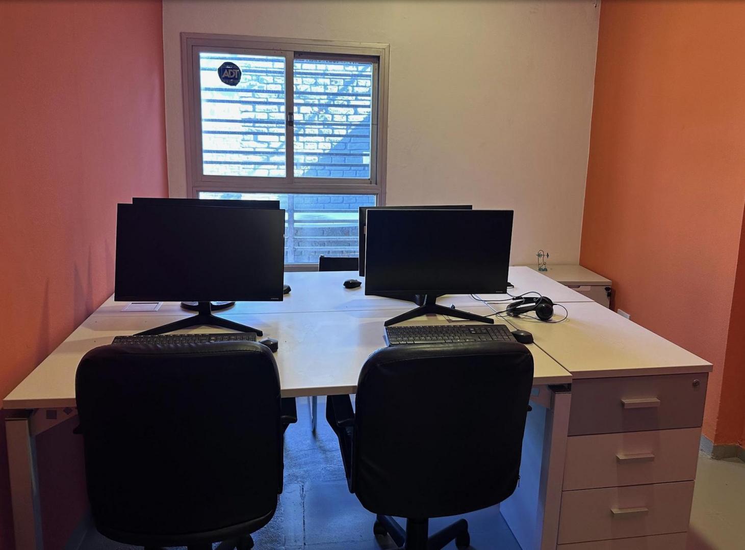 Foto de CASA CERRO ALQUILER APTA OFICINA CON MOBILIARIO, imagen 1