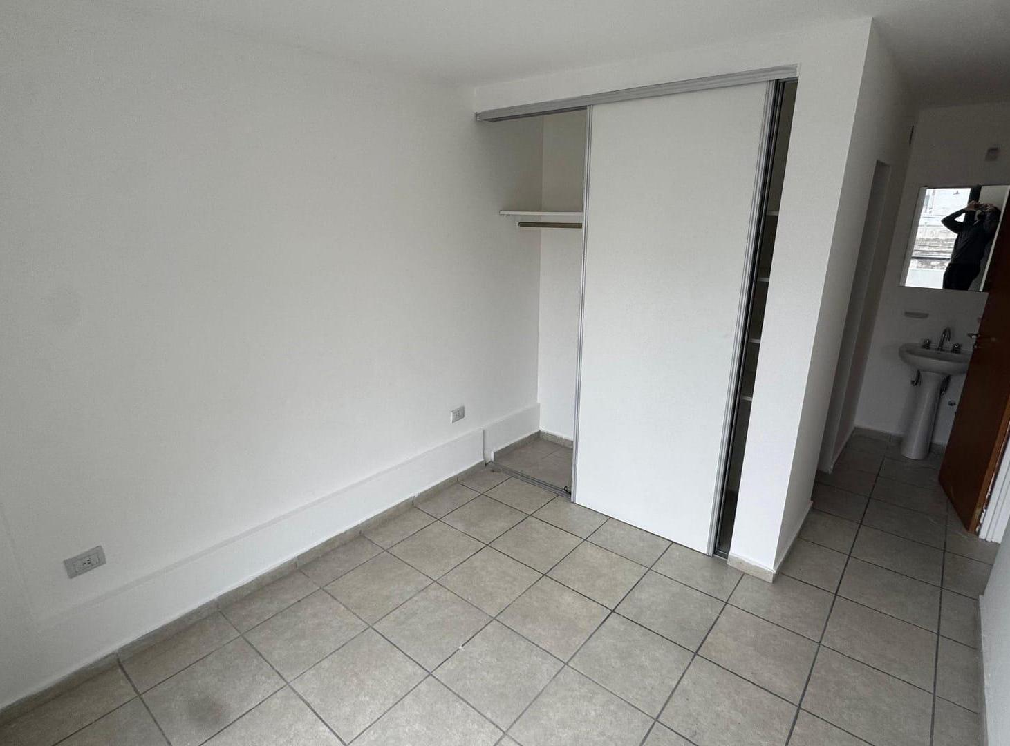 Foto de DEPARTAMENTO EN ALQUILER EN ALTO ALBERDI DE 2 DORMITORIOS, imagen 5