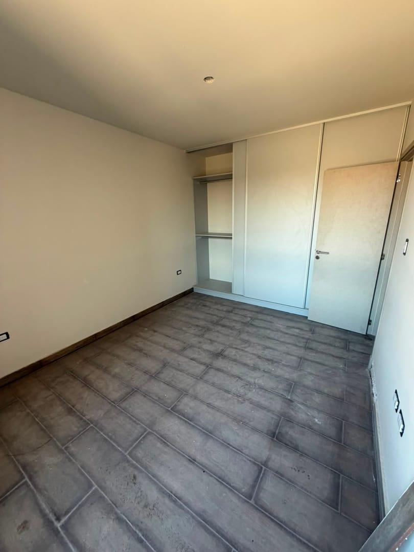 Foto de DUPLEX ALQUILER PRADOS DE MANANTIALES 3 dormitorios A ESTRENAR, imagen 4