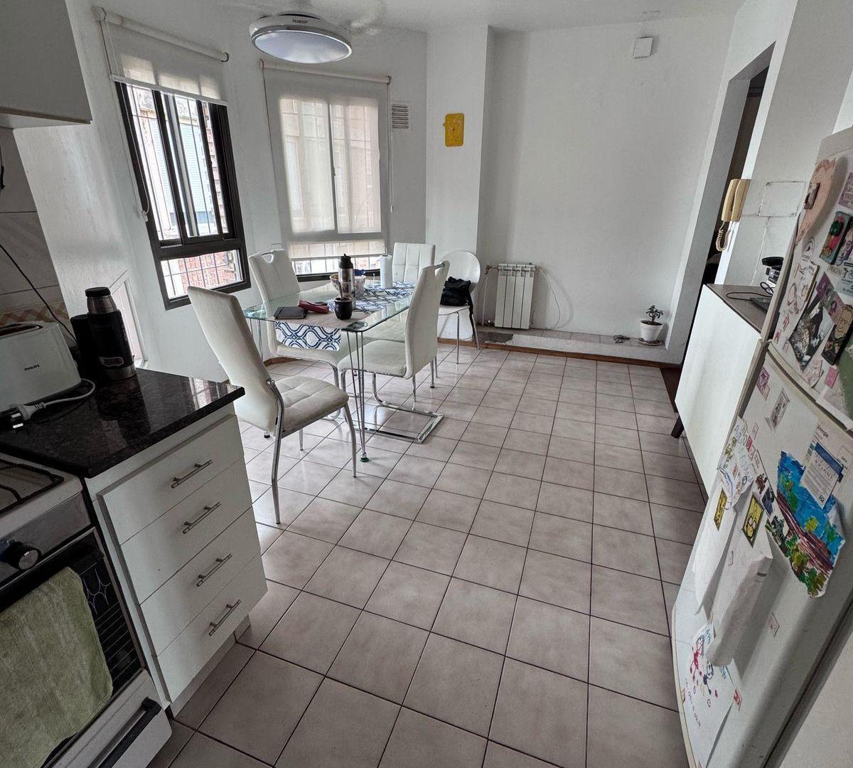 Foto de DEPARTAMENTO VENTA CENTRO 2 DORMITORIOS 2 baños COCHERA, imagen 1
