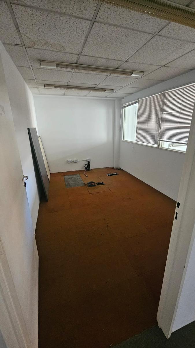 Oficina Piso Completo. en Edificio Colombus 2