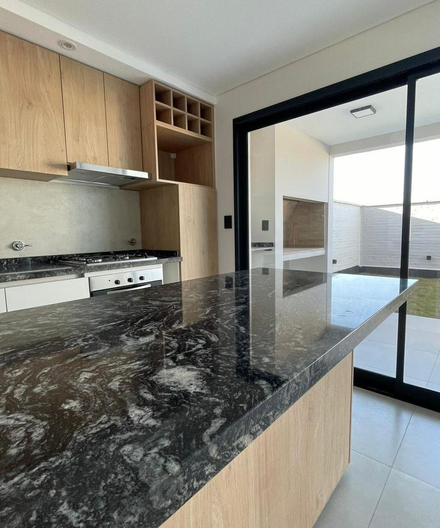 OPORTUNIDAD¡¡¡  COSTAS DE Manantiales 1 - duplex de categoria