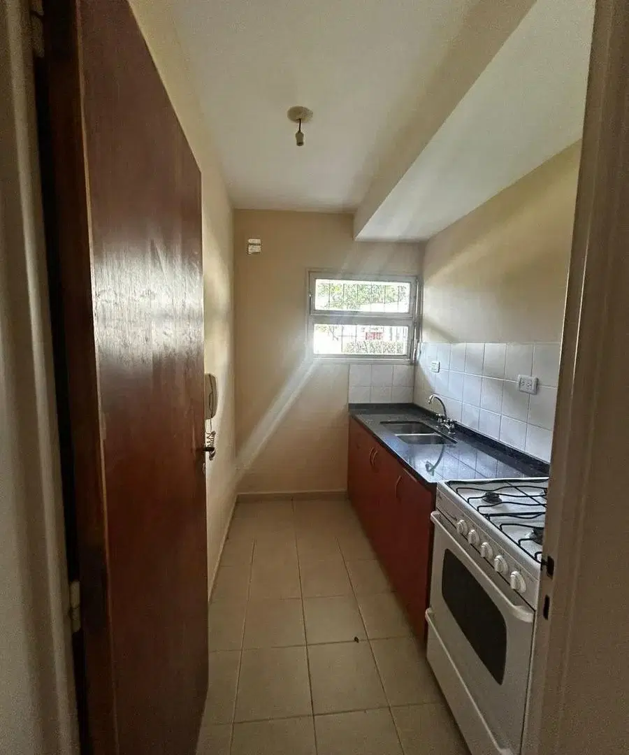 Departamento de 1 dormitorio con seguridad 24 hs 3