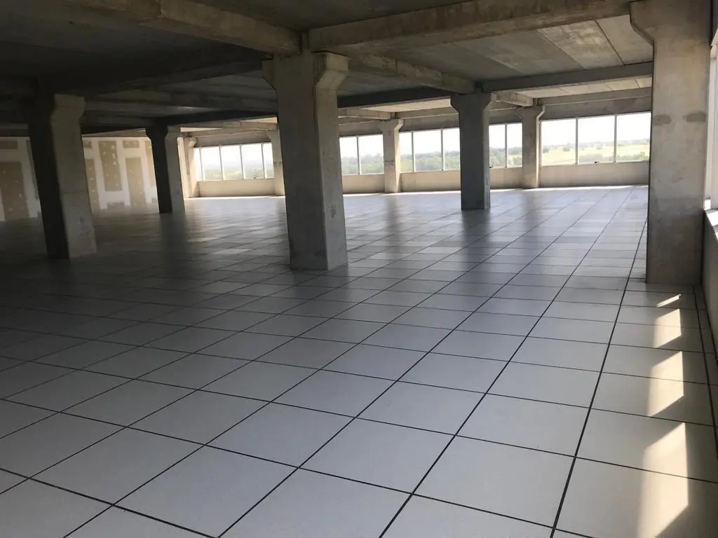 Oficina en Parque Empresarial Aeropuerto 70 M2 PROPIOS 5