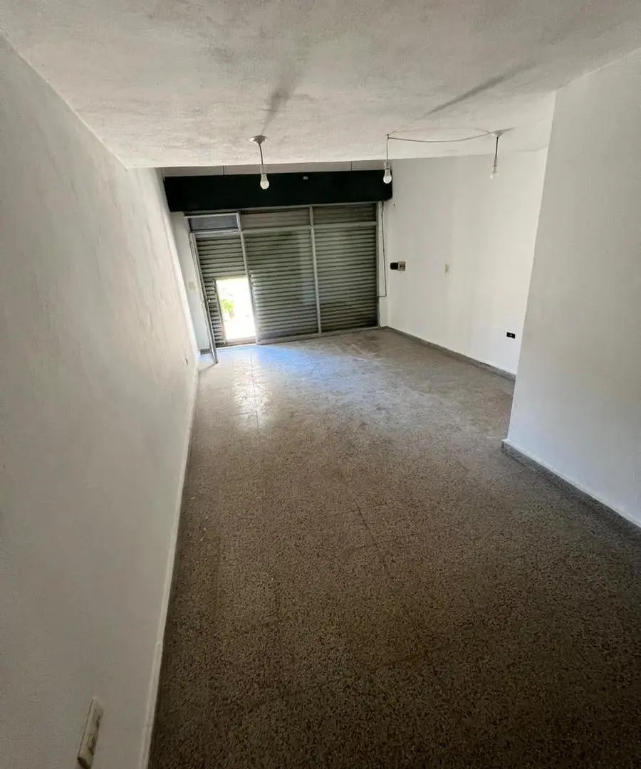 OPORTUNIDAD¡¡¡ LOCAL DE 45 M2 BARRIO JOSE IGNACIO DIAZ 3