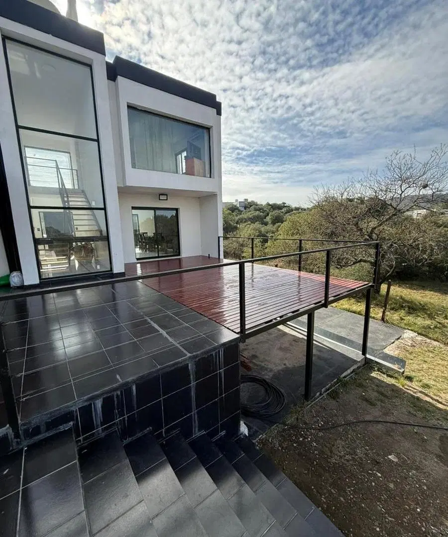 Casa en ALQUILER en Barrio cerrado Tierralta! 2