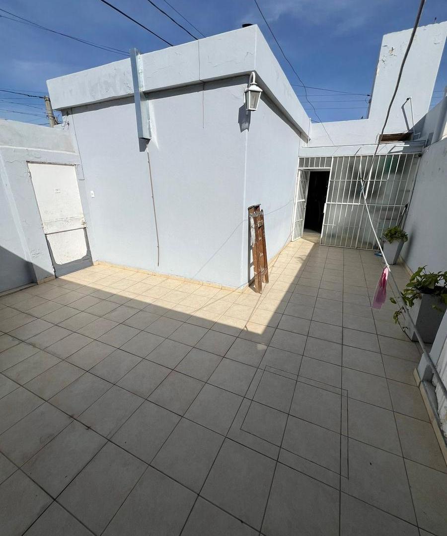 Foto de Casa + Local en Avenida Amadeo Sabattini Apto Credito!, imagen 4