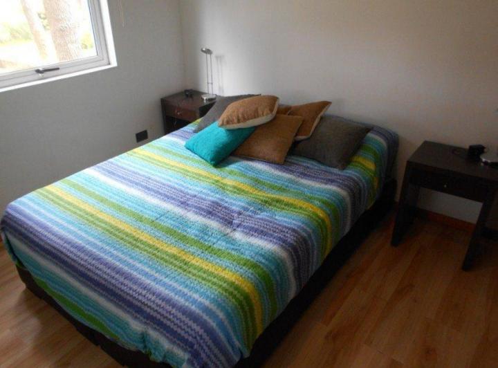 Foto de Cabaña moderna, de tres dormitorios, 2 baños completo. lavad, imagen 5