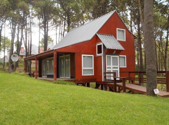 Cabaña moderna, de tres dormitorios, 2 baños completo. lavad