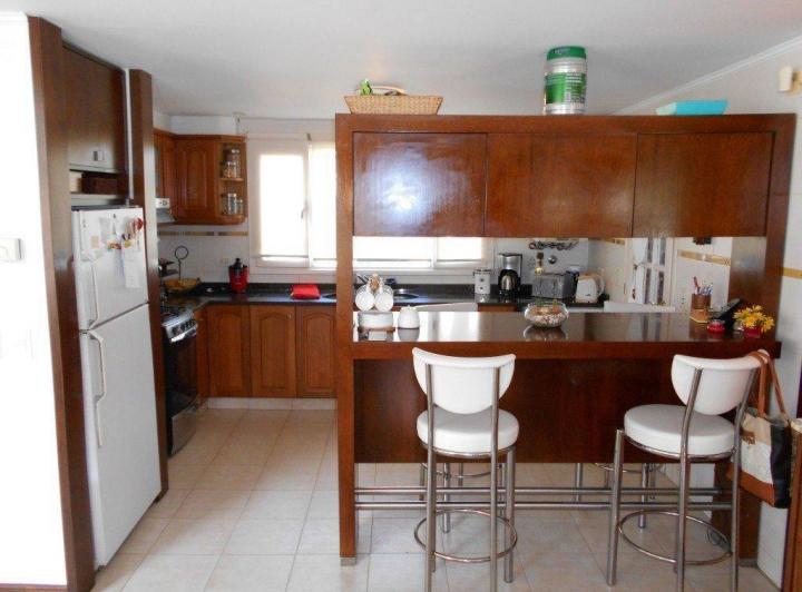 Foto de Alq x temp: Chalet en dos plantas de 4 dorm, doble garage, d, imagen 5