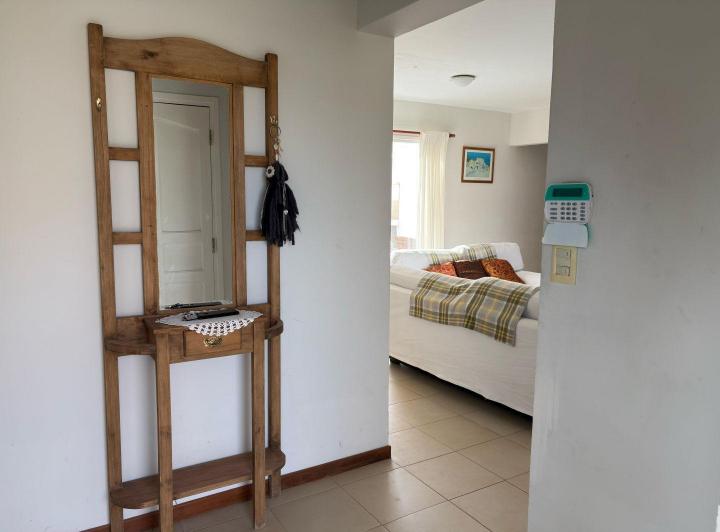 Foto de En Alquiler Temp: Chalet de 3 dormitorios y 2 baños 80 mts d, imagen 3