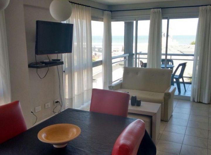 Foto de Departamento 2 dormitorios. | Ed. Riposo - Sarmiento al 100, imagen 3