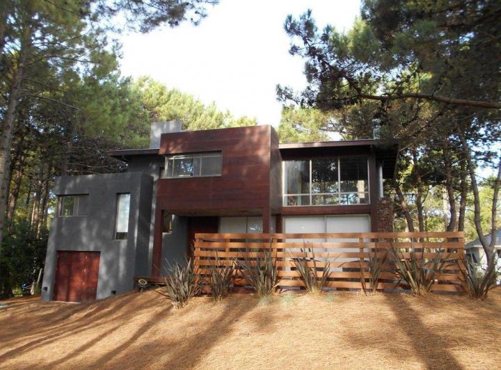 Casa 3 dormitorios. | Fgta. La Victoria