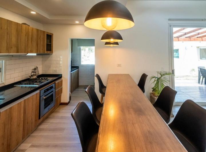 Foto de Casa 5 dormitorios. | Blvd. Icaro al 1300, imagen 4