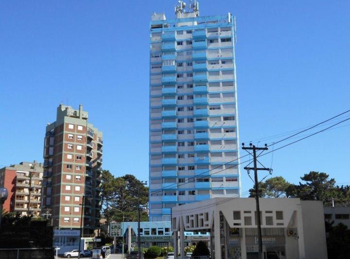 Departamento 2 dormitorios. | Ed. Cafi III - De las Artes al 200
