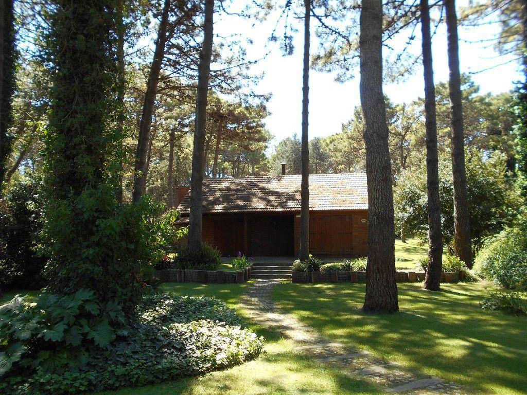 Casa 4 dormitorios. | odisea al 700