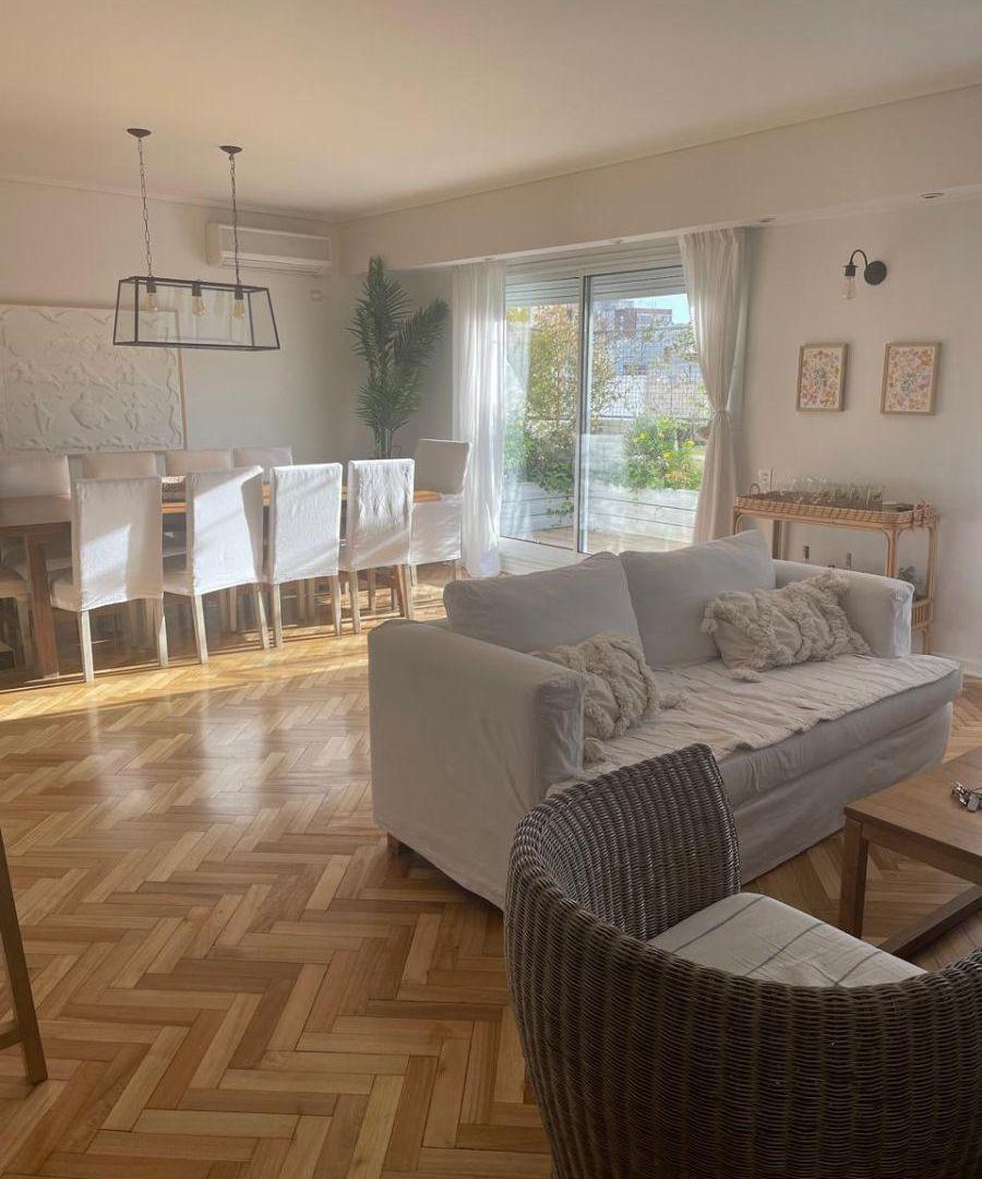 Foto de Departamento de 200 m² con 3 dormitorios en venta y alquiler en Las, imagen 1
