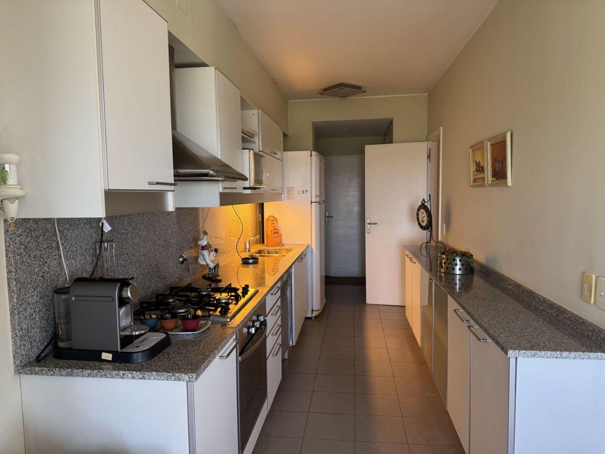 Foto de Alquiler departamento 5 ambientes 2 cocheras amenities en Puerto Madero, imagen 4