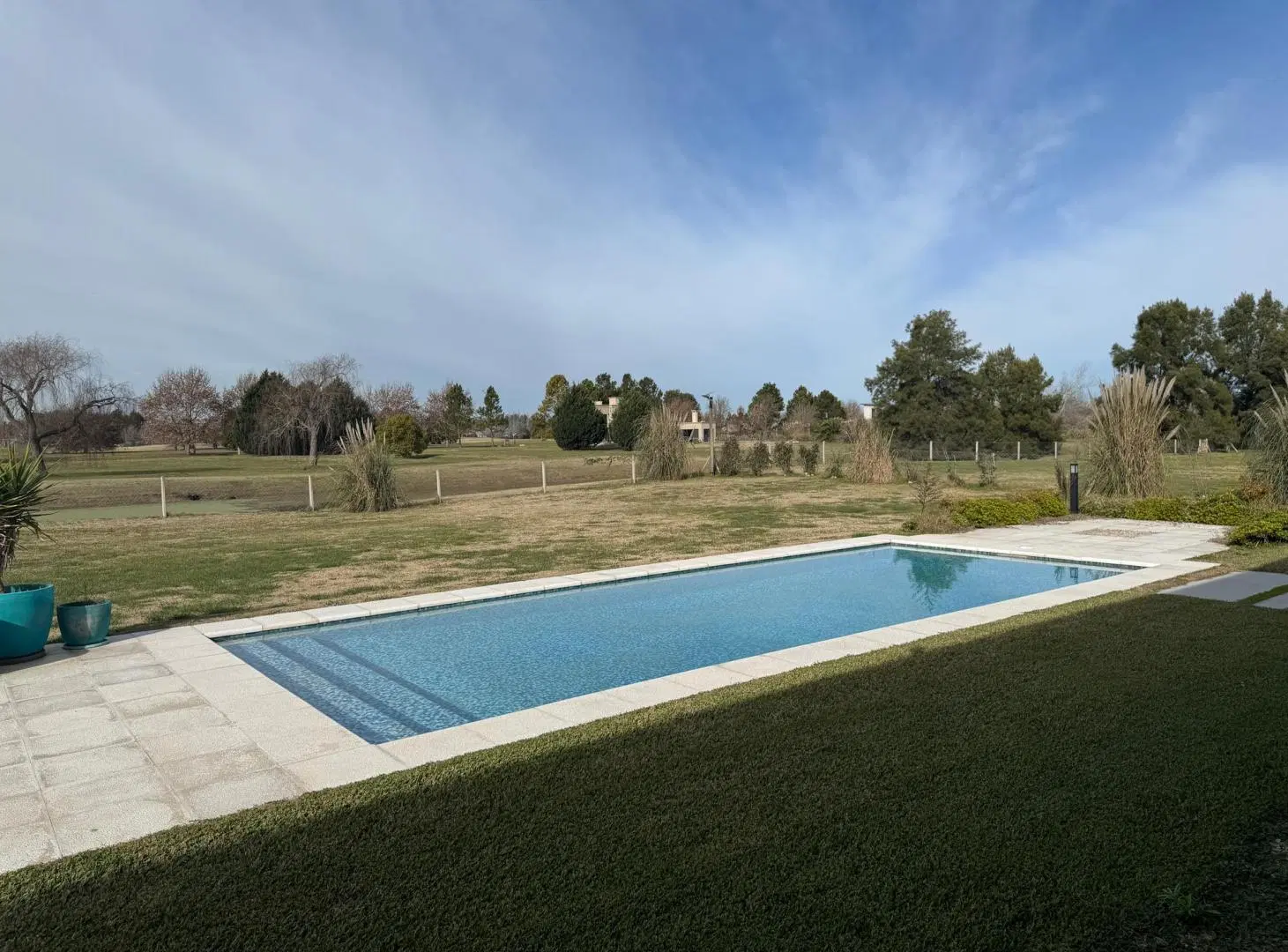 Hermosa Casa B° La Primavera Golf Carlos Keen 8
