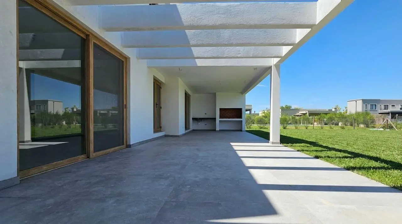 Casa  en Venta en El Cantón Norte, El Cantón, Escobar 2