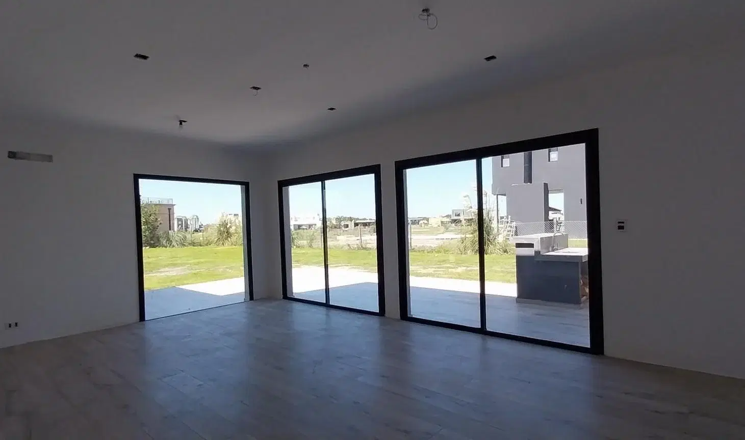 VENTA CASA, CON VISTA A LA LAGUNA - AREA 11, SAN SEBASTIAN . ESCOBAR 4