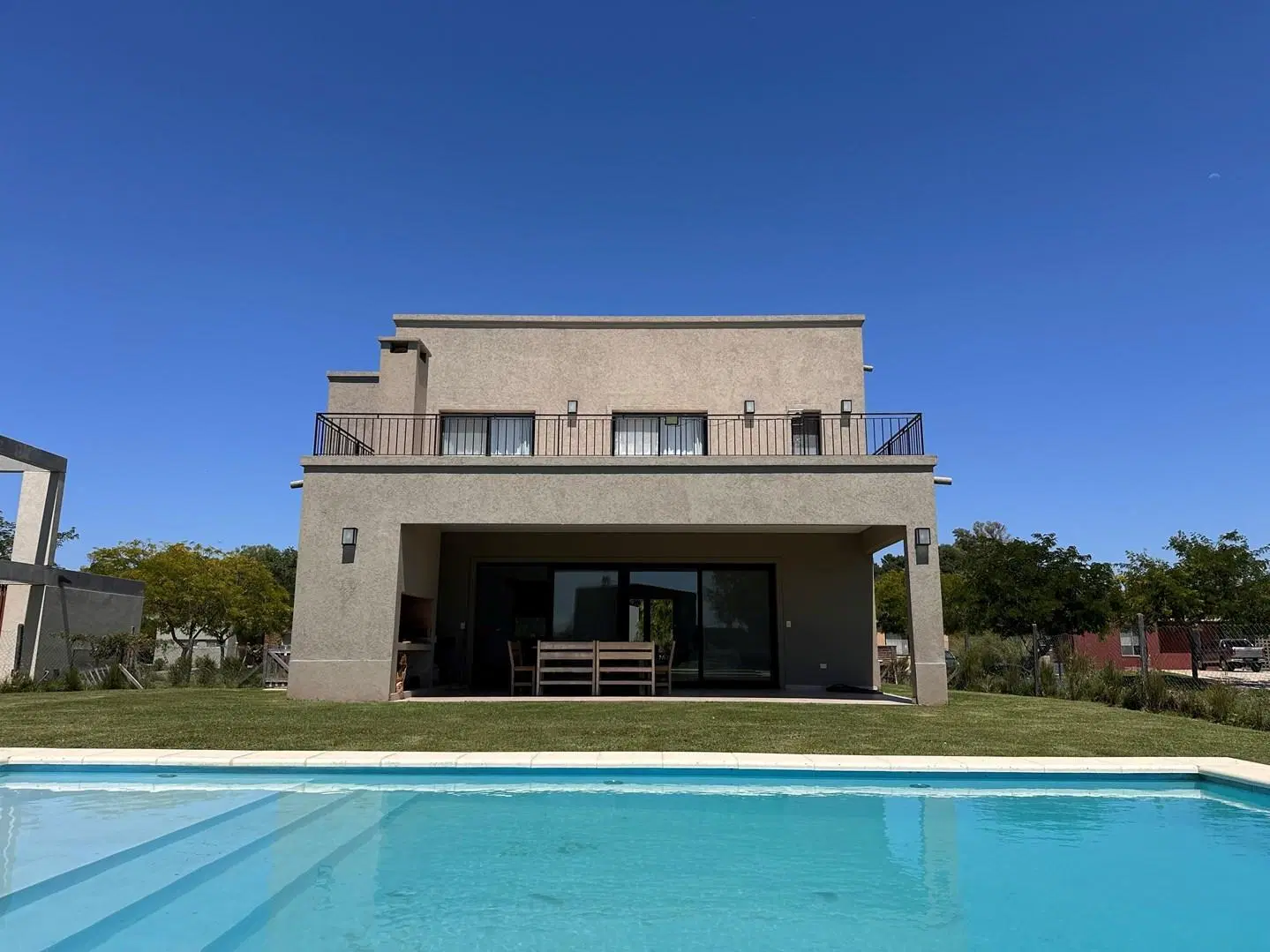 Casa  en Alquiler en El Cantón Norte, El Cantón, Escobar 2