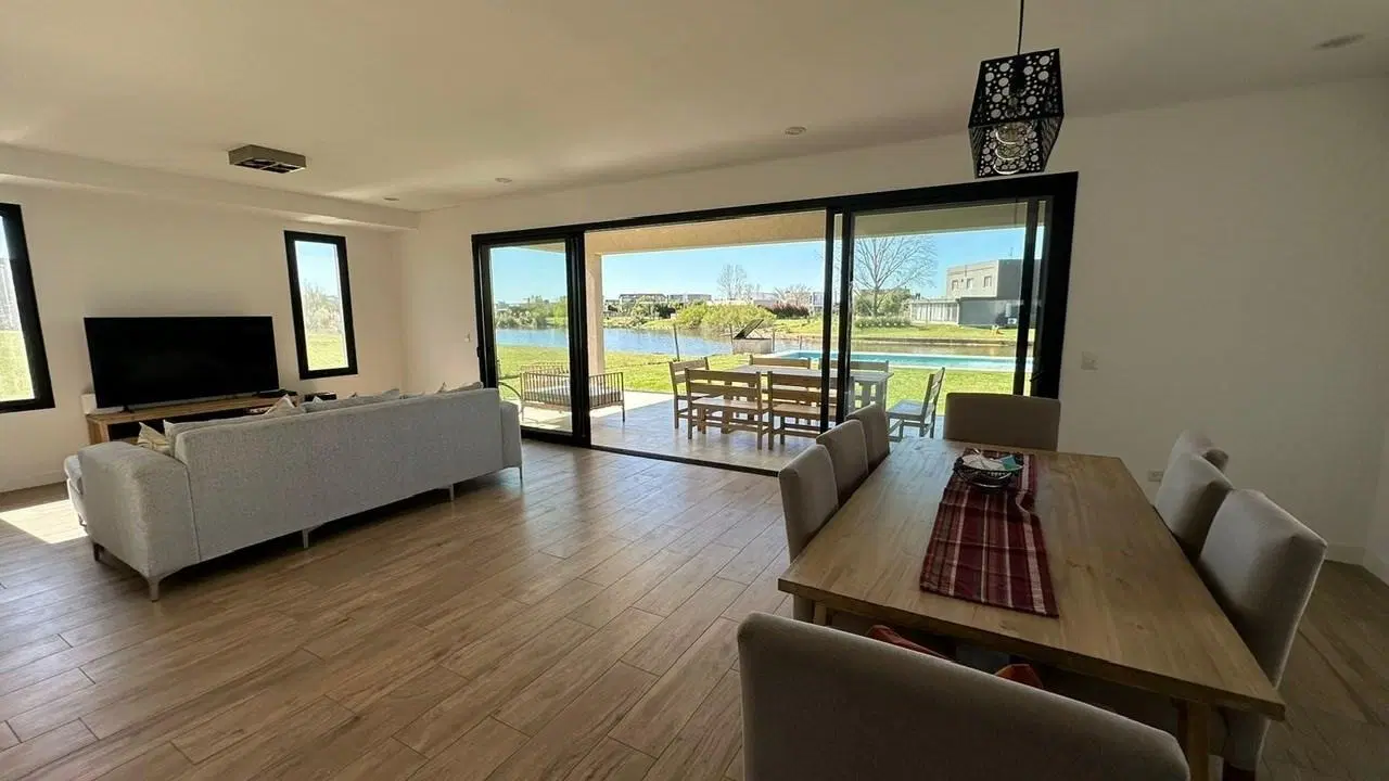 Casa  en Alquiler en El Cantón Norte, El Cantón, Escobar 3