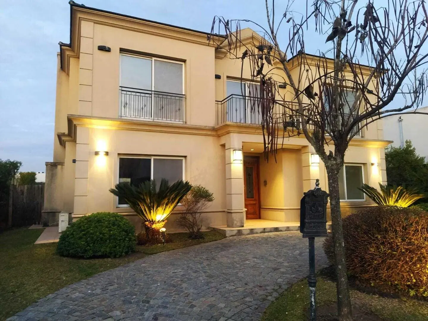 ALQUILER CASA EN  TIGRE NORDETA  LOS ALISOS 3