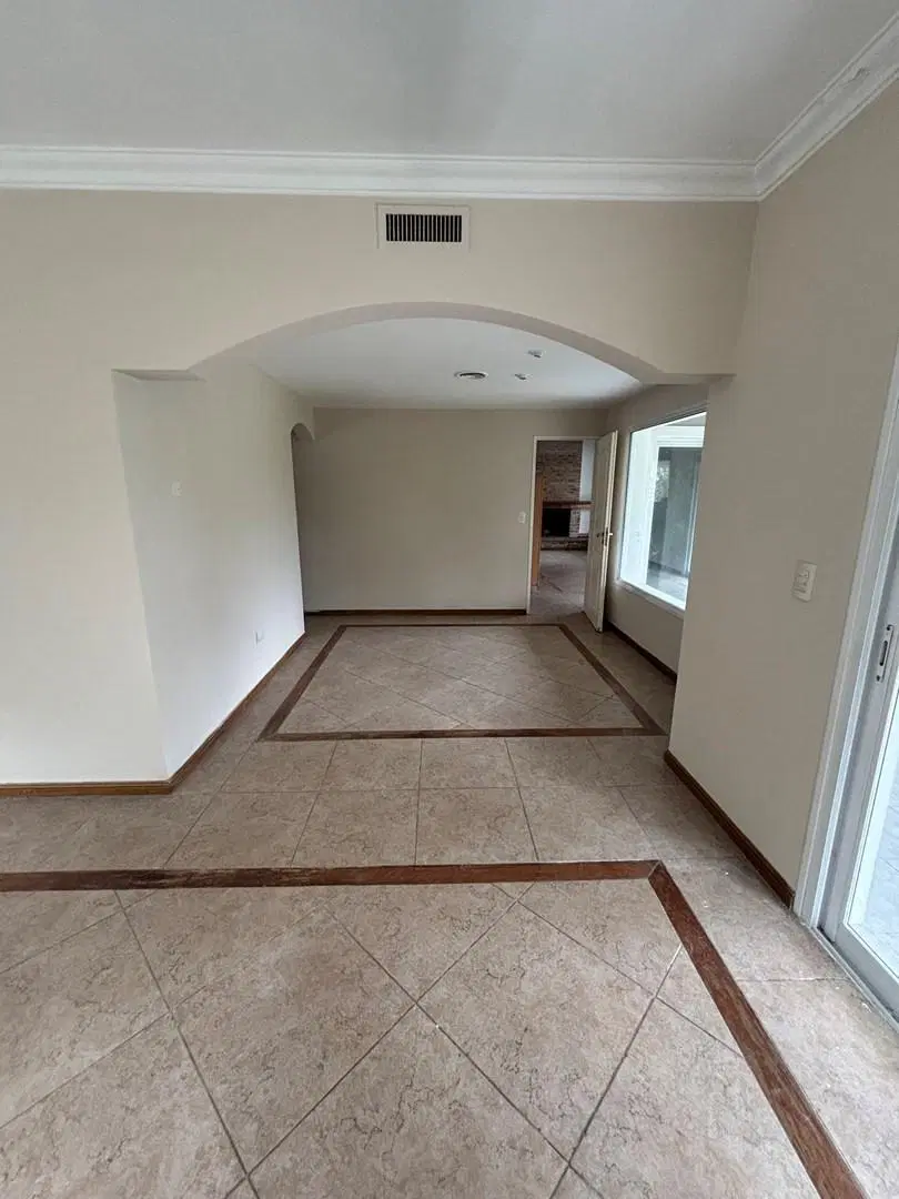 Casa Chalet  en Alquiler en Septiembre, Escobar, G.B.A. Zona Norte 5
