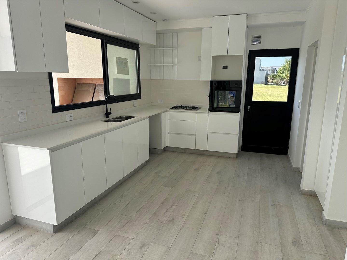 Foto de Casa en Venta en El Naudir, Escobar, G.B.A. Zona Norte, imagen 4