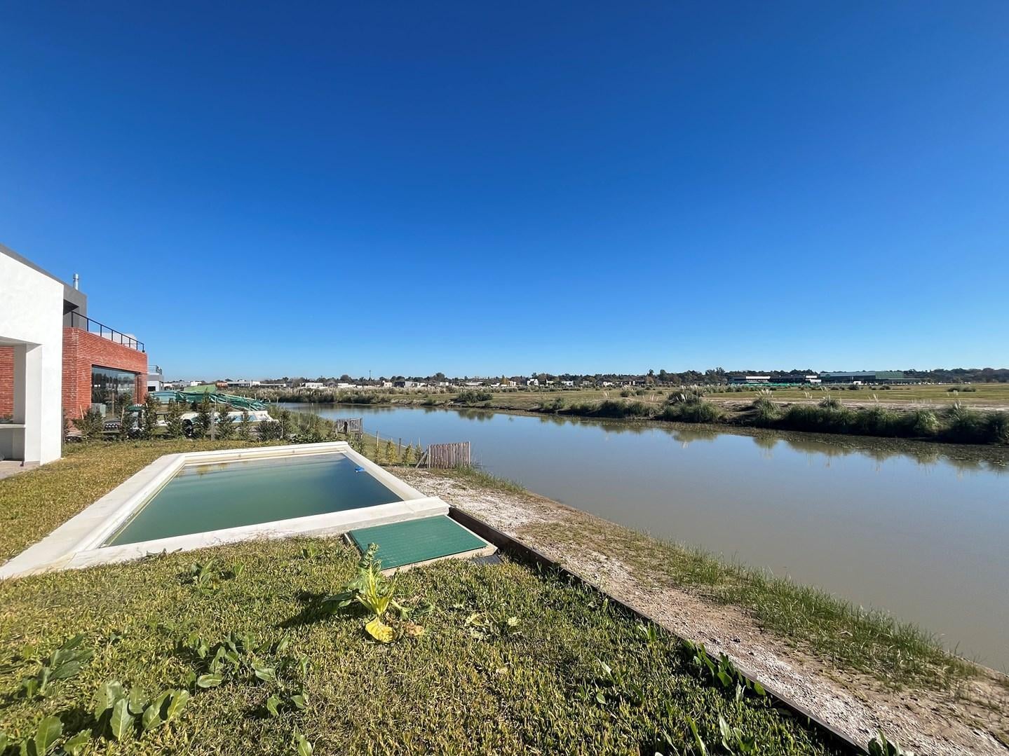 Foto de Casa a Laguna a Estrenar en Venta en Barrio Riberas, Puertos, Escobar, imagen 4