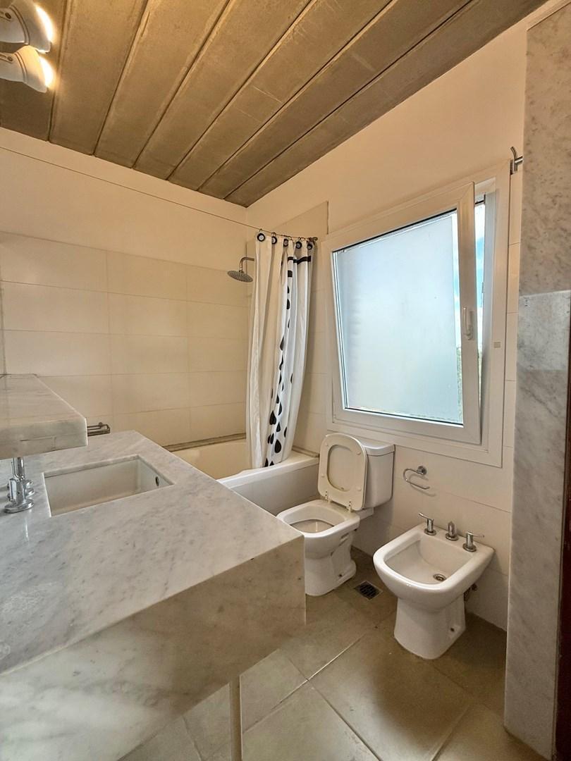 Foto de Casa en Venta ubicado en Lagos del Norte, Don Torcuato, Tigre, imagen 1