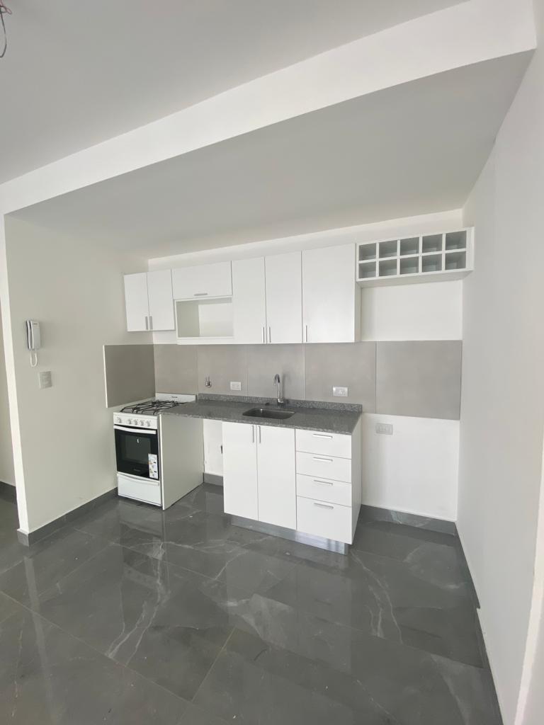 Foto de Departamento en Alquiler en Tigre, G.B.A. Zona Norte, imagen 2
