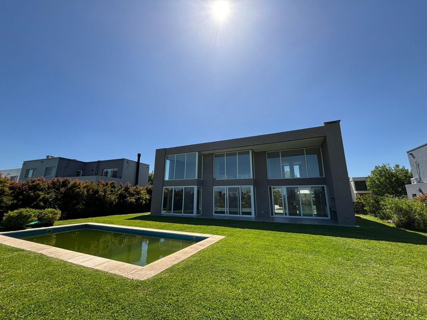 Foto de Casa en Venta en Puertos, Escobar, G.B.A. Zona Norte, imagen 4