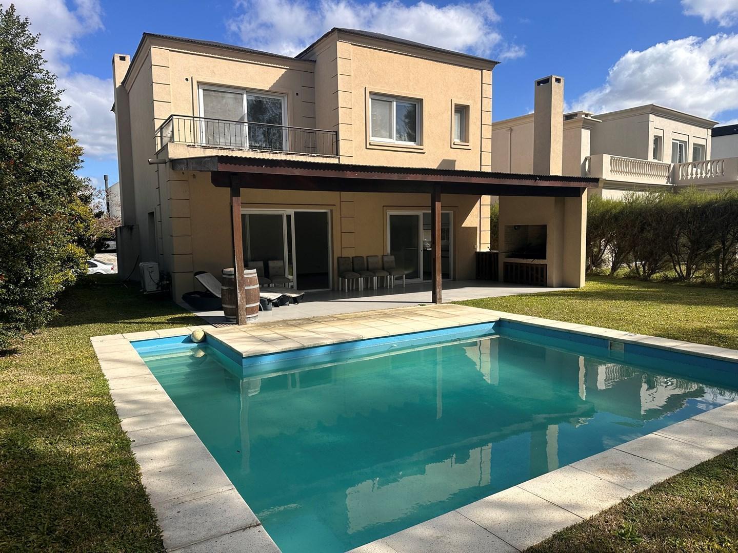 Foto de Casa en Venta Oportunidad en Castaños, Nordelta, Tigre, imagen 1
