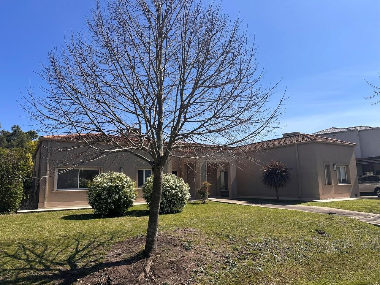 Foto de Casa en Venta en Los Jazmines, Pilar del Este, Pilar, imagen 3
