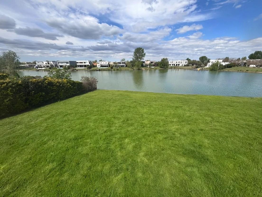 Foto de Casa en Venta en El Cantón, Escobar, G.B.A. Zona Norte, imagen 3