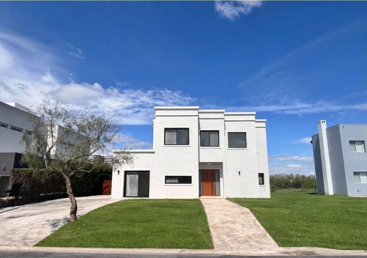 Foto de Casa en Venta en El Cantón, Escobar, G.B.A. Zona Norte, imagen 1