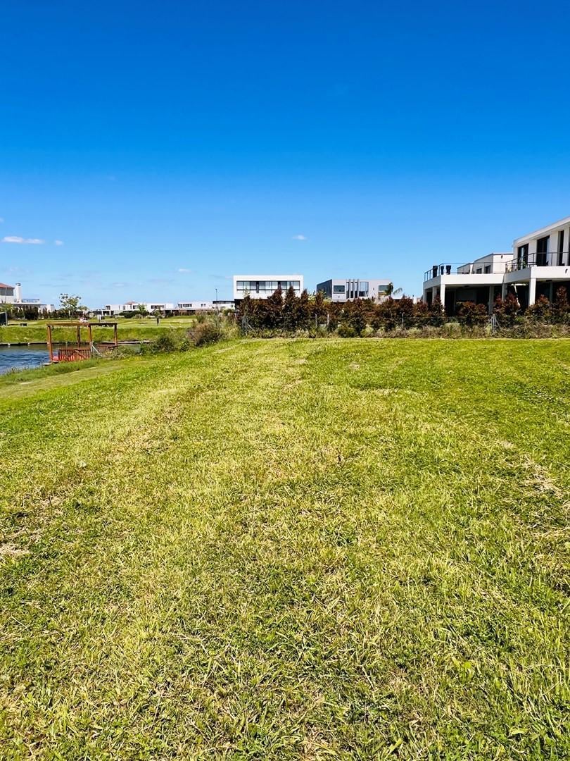 Foto de la propiedad en Lote en venta al LAGO CENTRAL en Costas Puertos del
