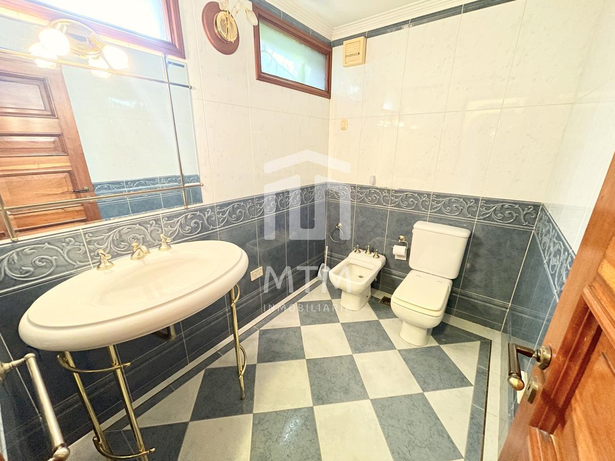 Casa en Venta Rosario Alberdi 5