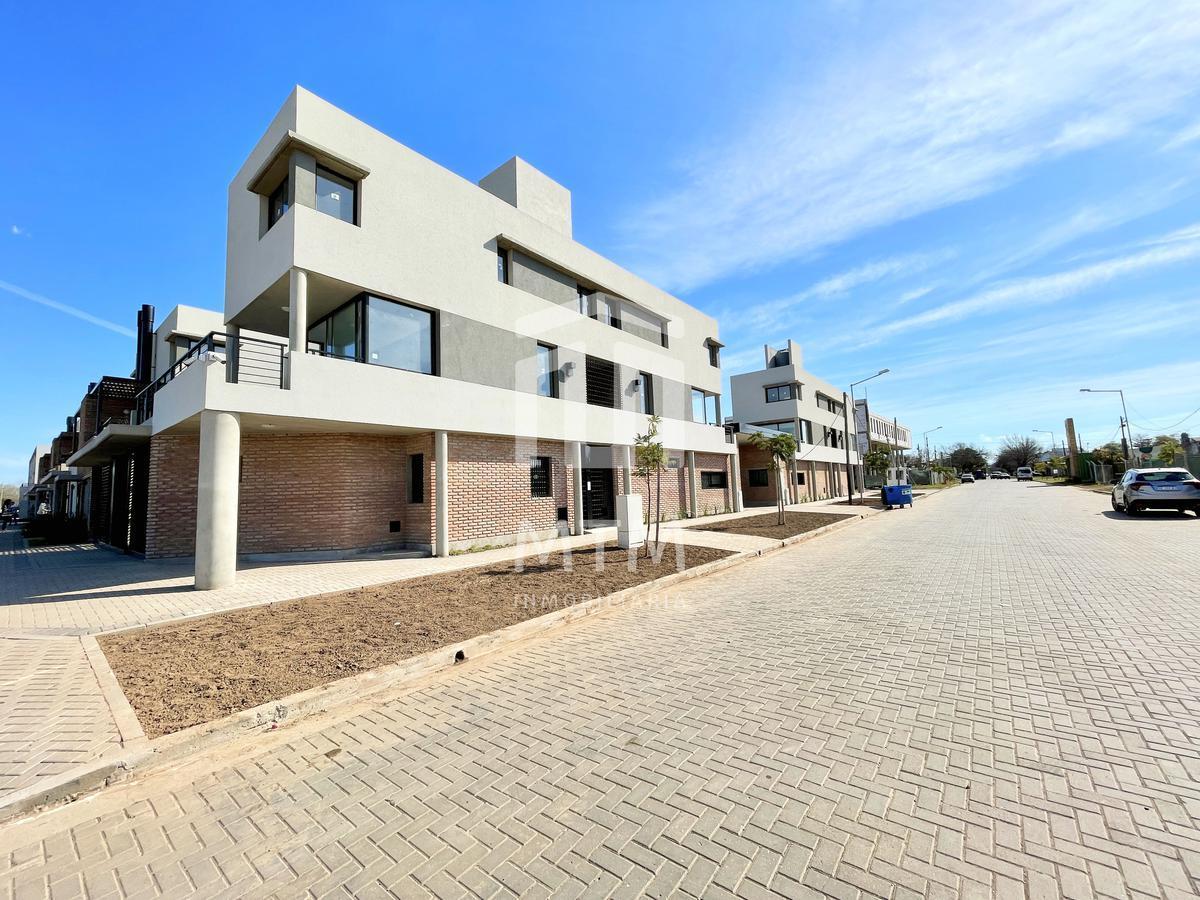 Departamento en Venta Granadero Baigorria 3