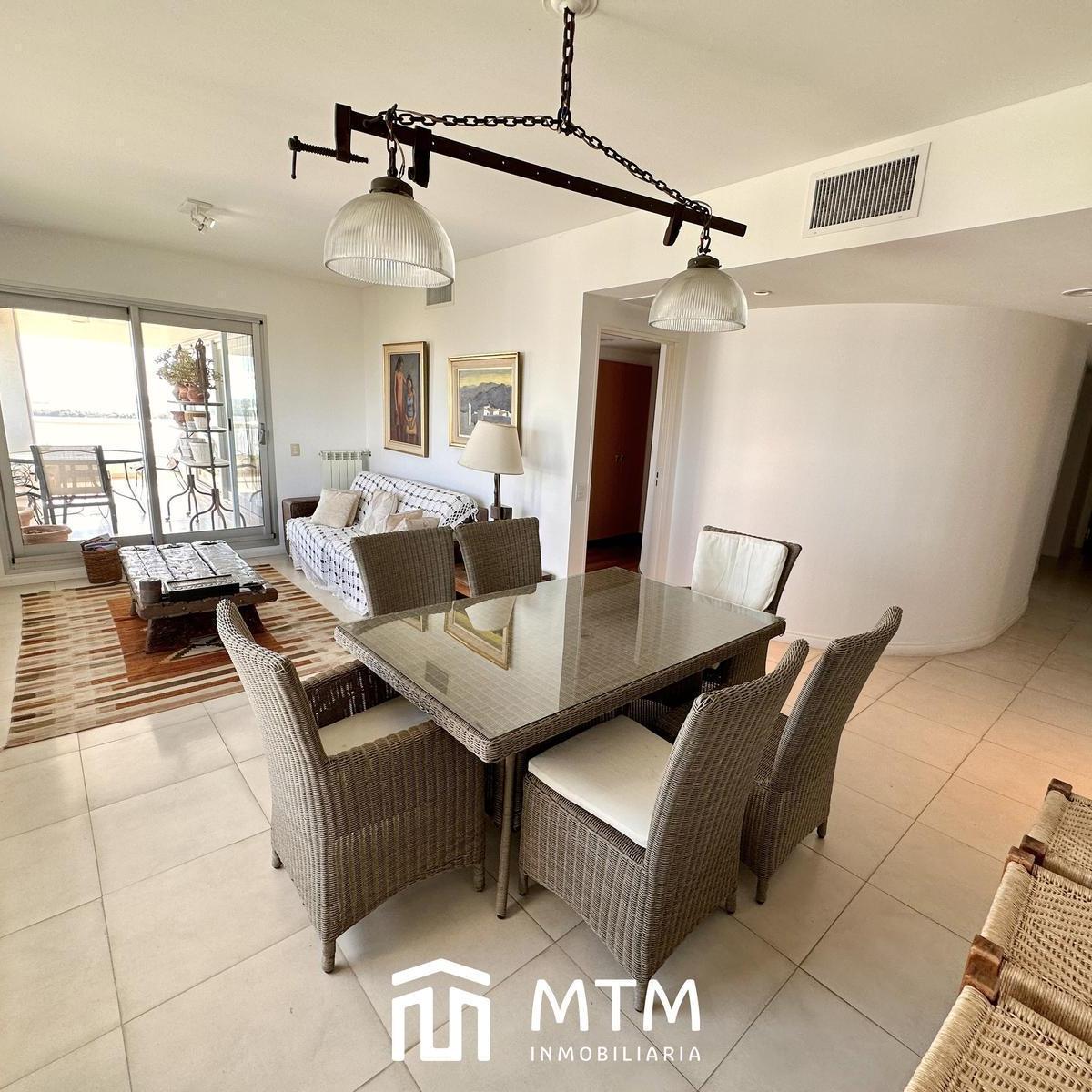 Departamento en Venta Rosario, Torre Dolfines. 5