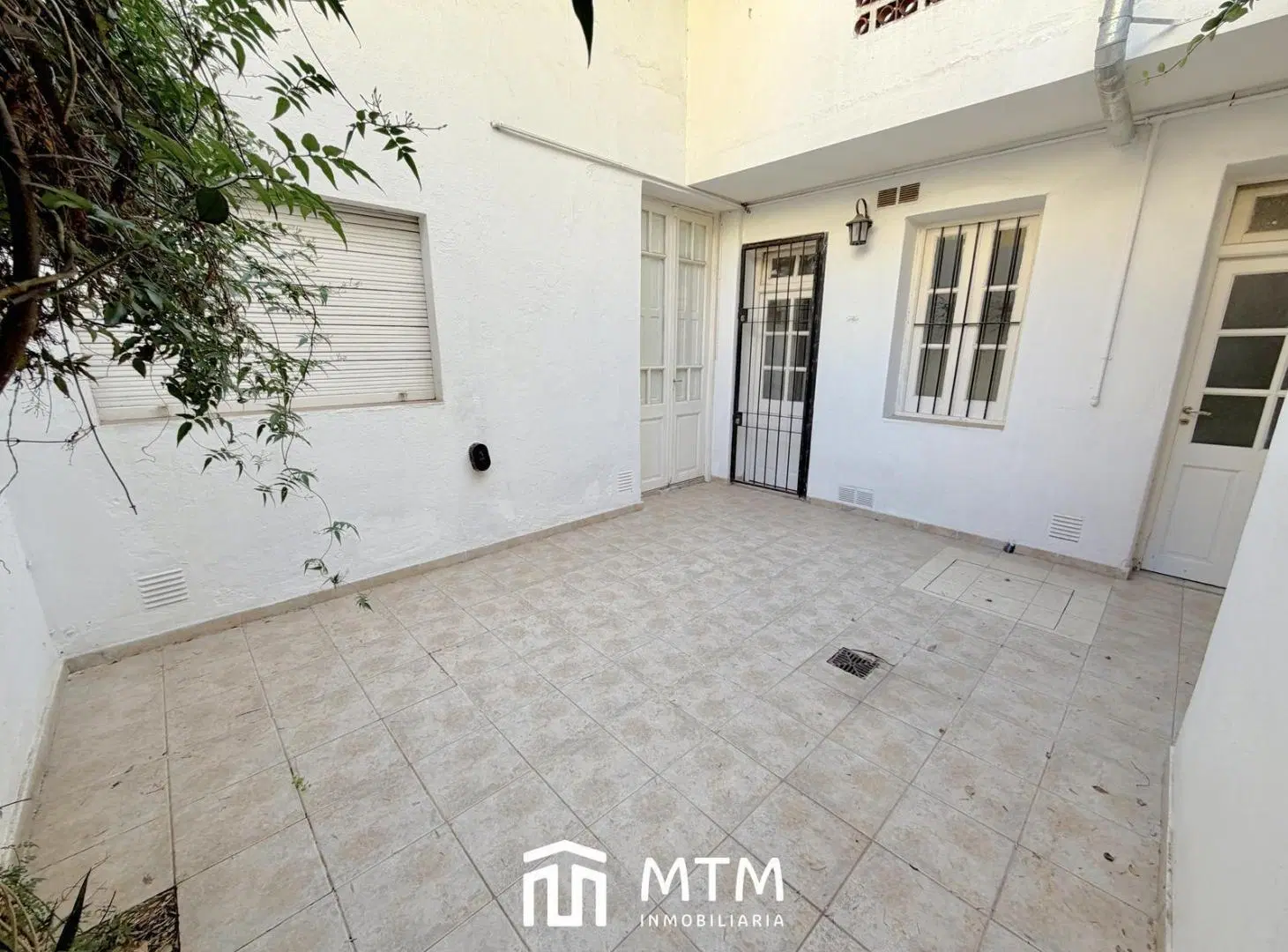Casa en venta Rosario, Luis Agote. 2