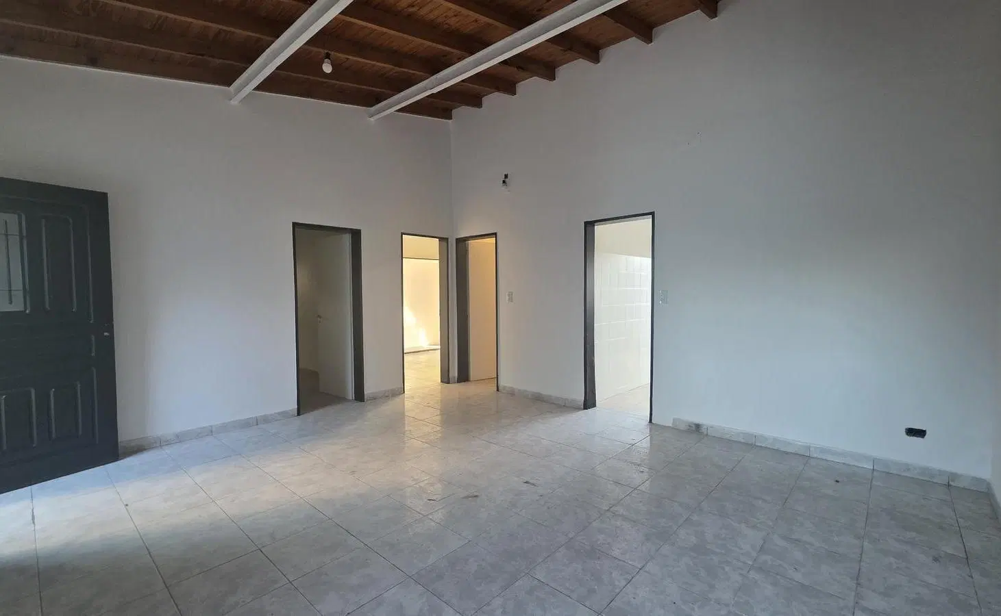 Casa en Villa Santos Tesei 8