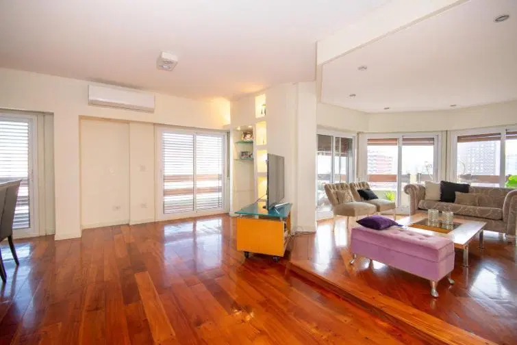 Departamento en Ramos Mejia 8