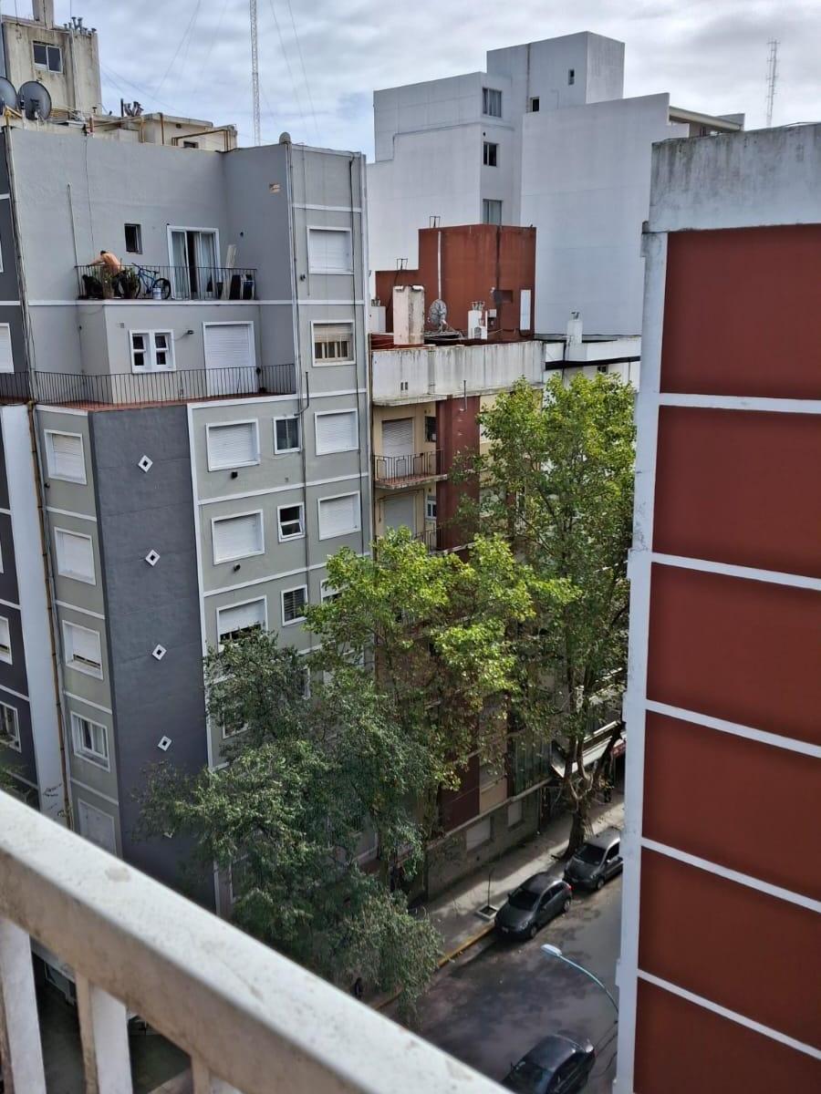 2 Ambientes, Calle con Balcon 5