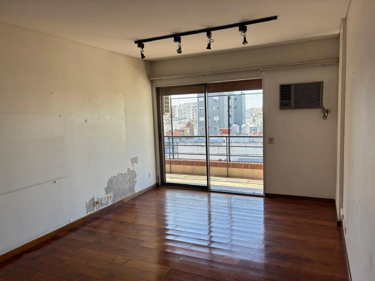 3 dormitorios (1 en suite) + Dependencia + Cochera + Baulera 3