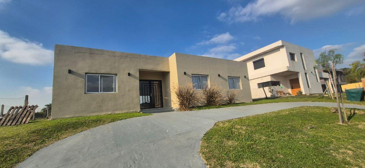 Casa en venta San Sebastián Area 1