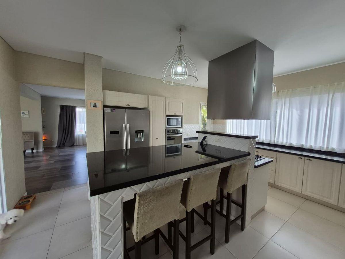 Foto de Casa en venta en Barrio Haras Santa María, imagen 2