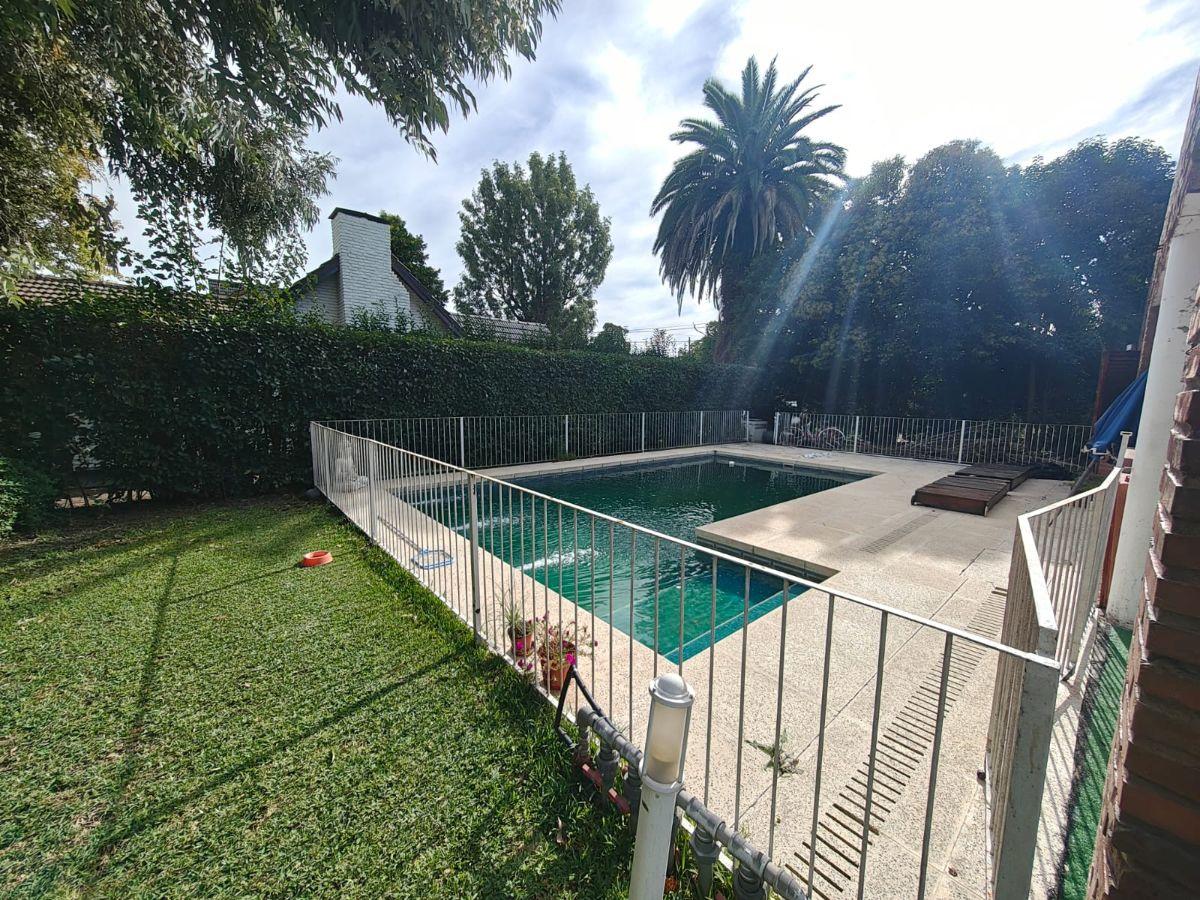 Foto de Casa en Venta en Las Brisas Country Club. Zelaya, imagen 1